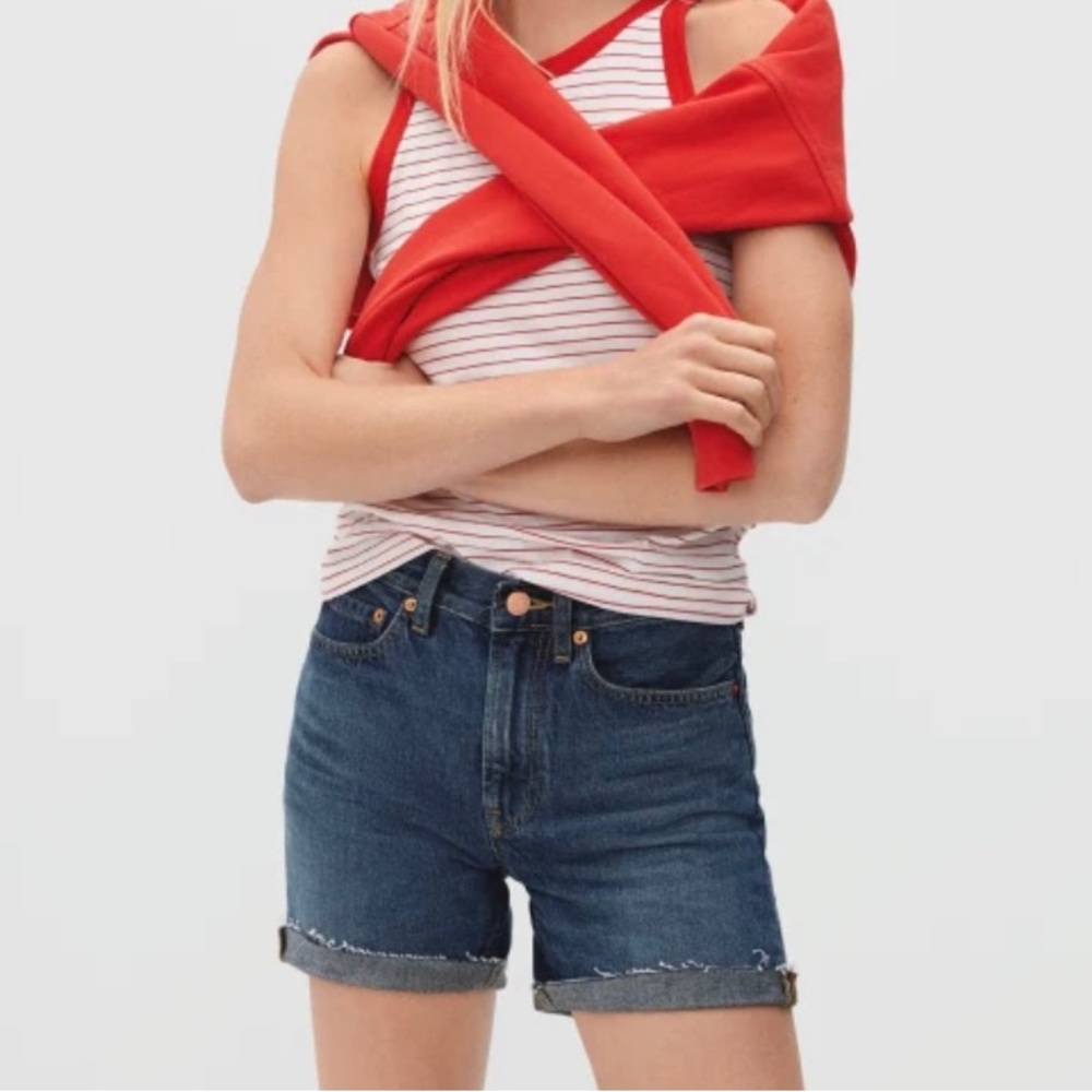 Everlane “The Denim Short”